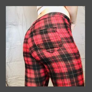 CLASSIC 90s RED PLAID PANTS 💋